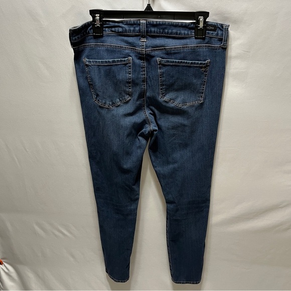 LIVERPOOL JEANS COMPANY Womens Jeans Medium Wash Size 10 - Picture 2 of 16